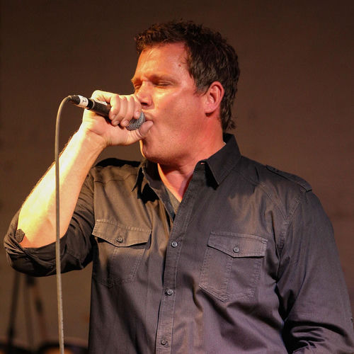 Bob Guiney头像