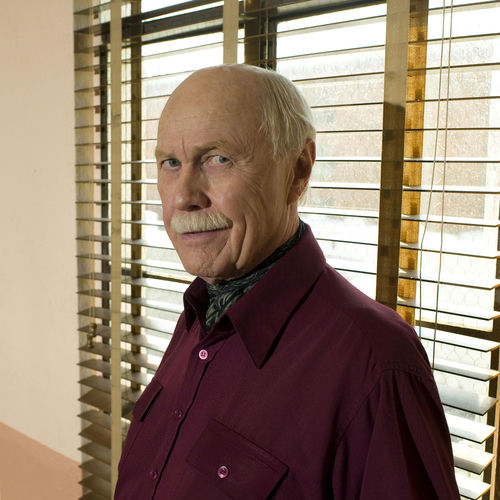 Harve Presnell头像