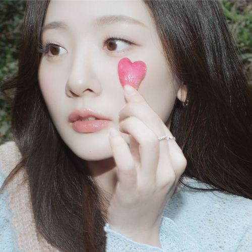 볼빨간사춘기头像