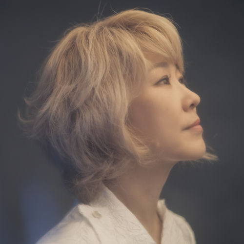 나윤선头像