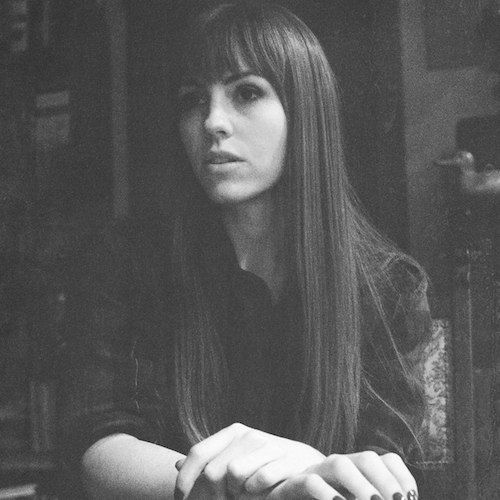 Emma Ruth Rundle头像