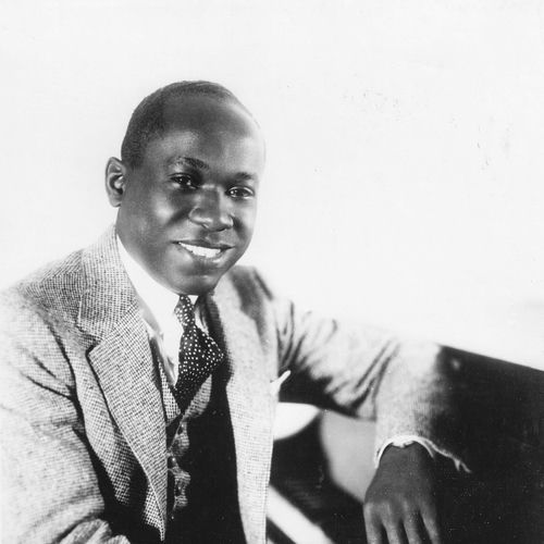 Luis Russell头像