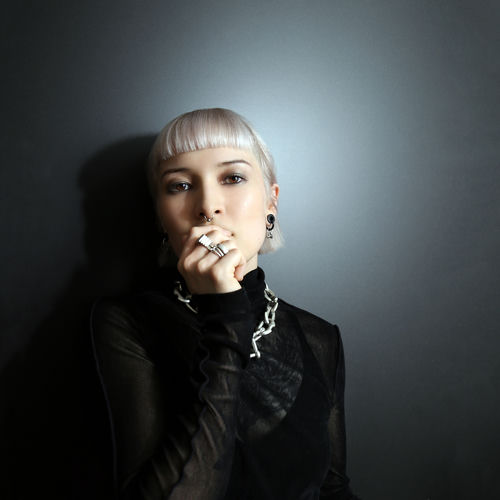 Maya Jane Coles头像
