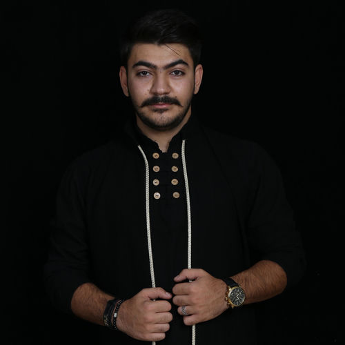 Amir Bayat头像