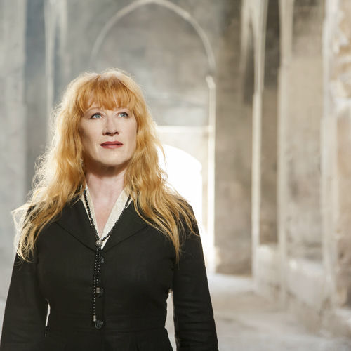 Loreena McKennitt头像