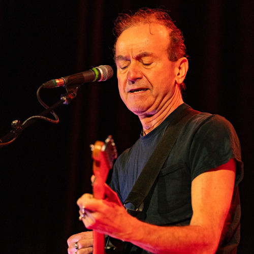 Hugh Cornwell头像