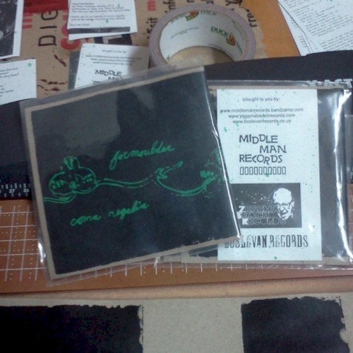 Foxmoulder / Coma Regalia封面