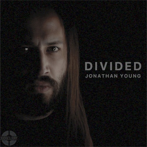 Divided封面