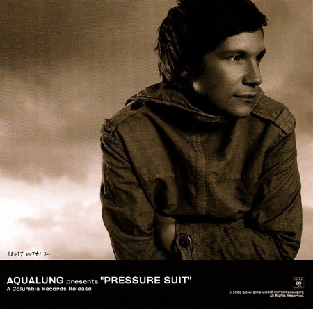 Pressure Suit封面