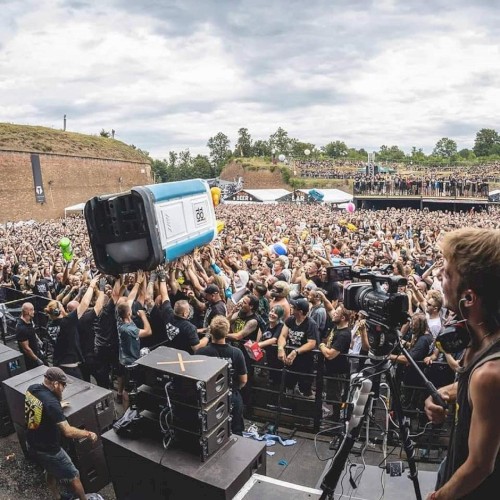 Live at Brutal Assault 2019封面