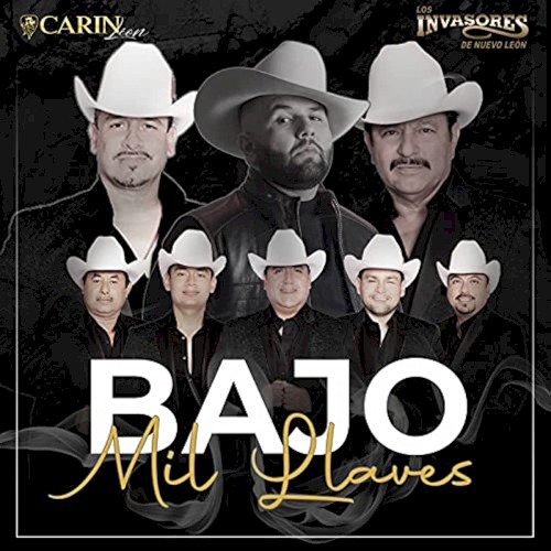 Bajo mil llaves封面