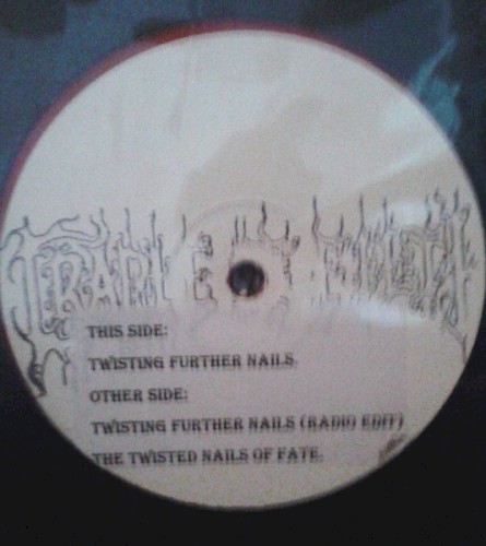 Twisted Nails of Faith封面