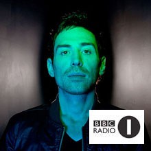 2012-10-06: BBC Radio 1 Essential Mix封面