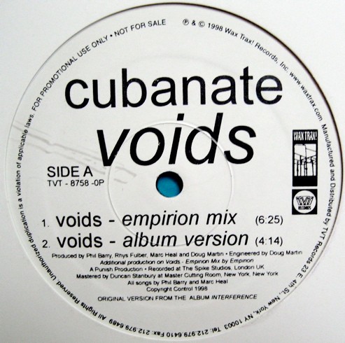Voids封面