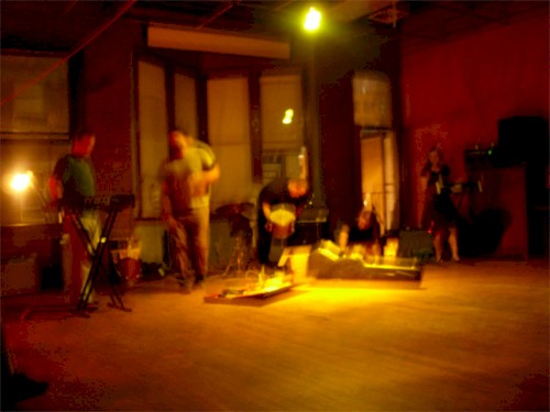 Landing Live, 11/23/2003封面
