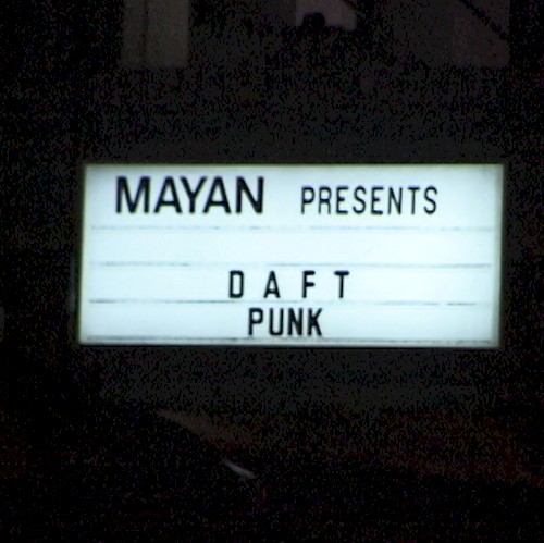 Alive 1997 (Mayan Theater)封面