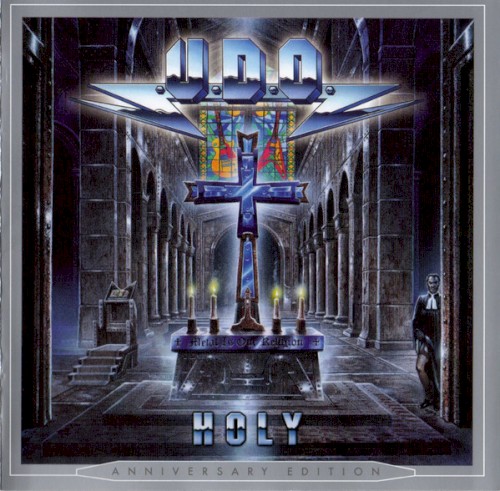 Holy封面