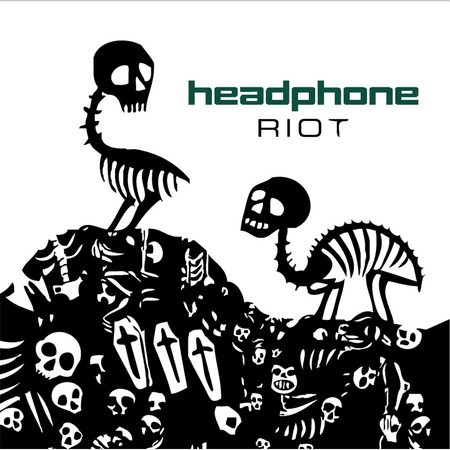 Riot封面