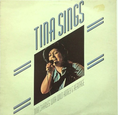 Tina Sings封面