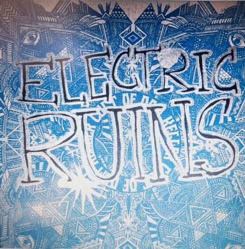 Electric Ruins: Remixed and Warped Surroundscapes封面