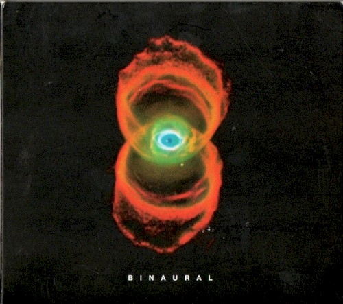 Binaural封面