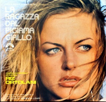 La ragazza dal pigiama giallo封面