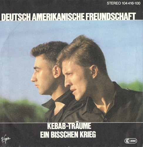 Kebab-Träume / Ein bißchen Krieg封面