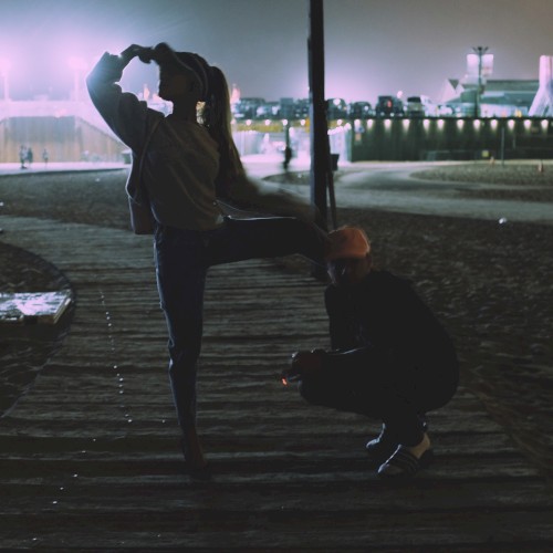 Into You (Alex Ghenea remix)封面