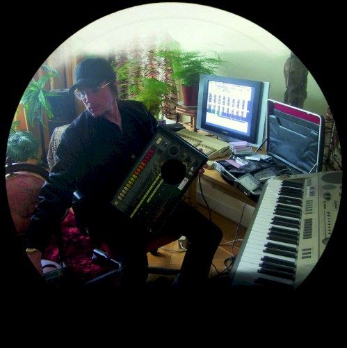 Vaporware Tracks, Volume 1封面