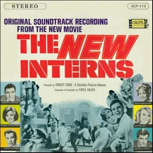 The New Interns封面