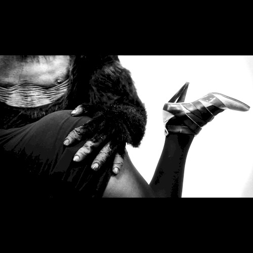 Woman Is Still a Woman (Ralph Ghayad remix)封面