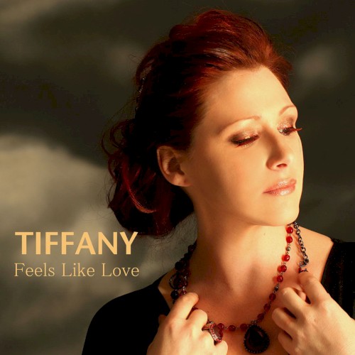 Feels Like Love封面