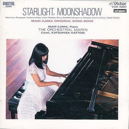 STARLIGHT, MOONSHADOW封面