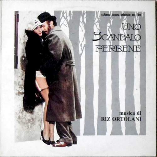 Uno scandalo perbene封面