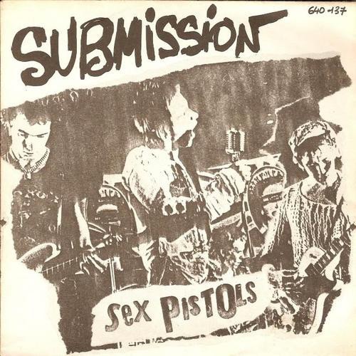Submission封面