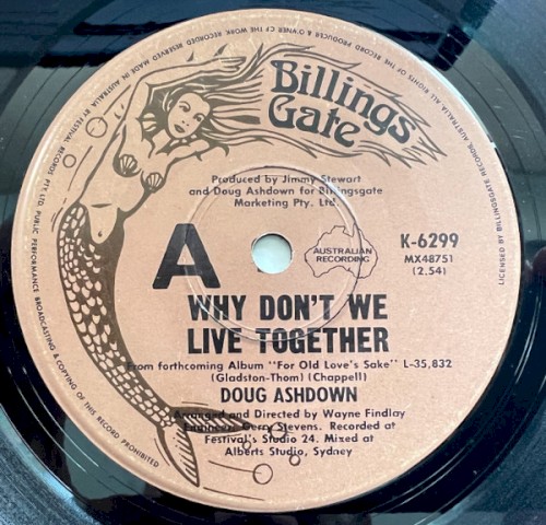 Why Don’t We Live Together封面