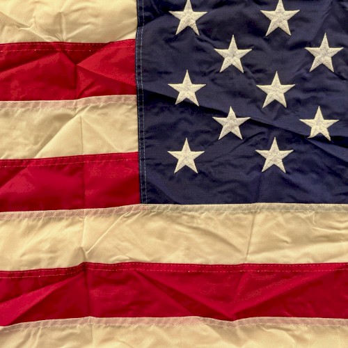 America封面