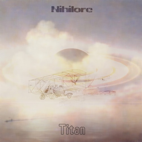 Titan封面