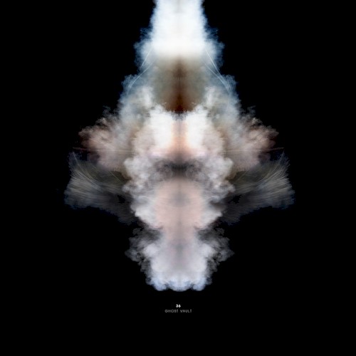 Ghost Vault封面