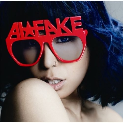 FAKE封面