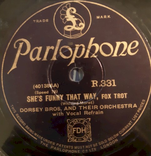 She’s Funny That Way / Let’s Fall in Love封面