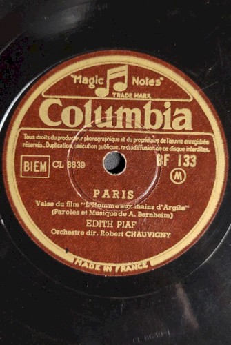 Paris封面