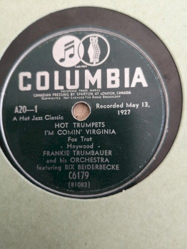 Hot Trumpets封面