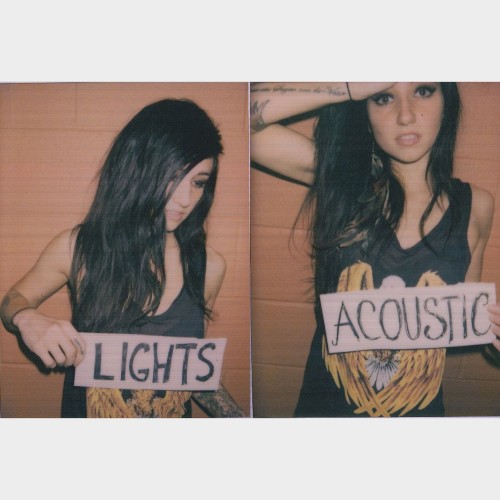 Acoustic封面