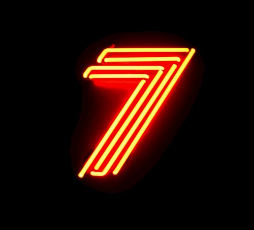 7封面