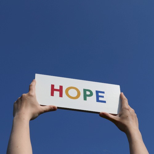 Hope封面