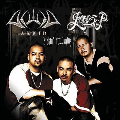 Kickin' It... Juntos封面