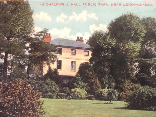 At Chalkwell Park封面