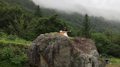 Live on a Rock封面