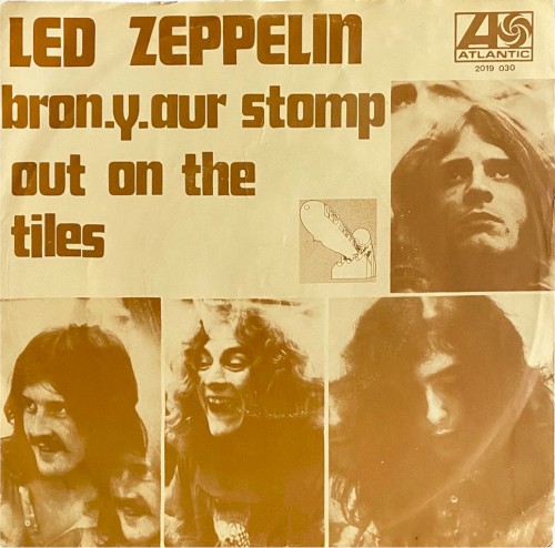 Bron‐Y‐Aur‐Stomp / Out on the Tiles封面